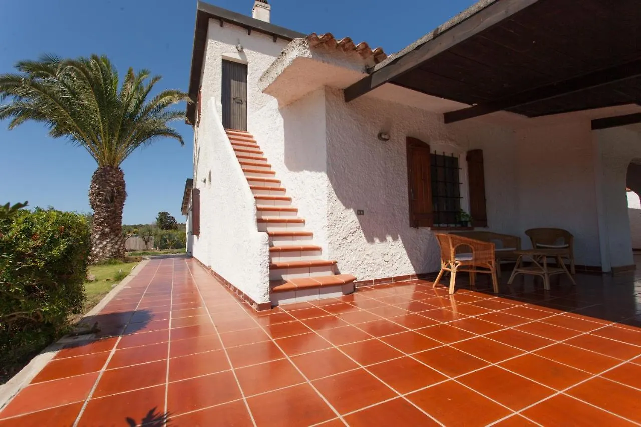 קאלאסטה Villa Paolina, Private Pool, Large Shady Patio, Bbq 0*,  איטליה