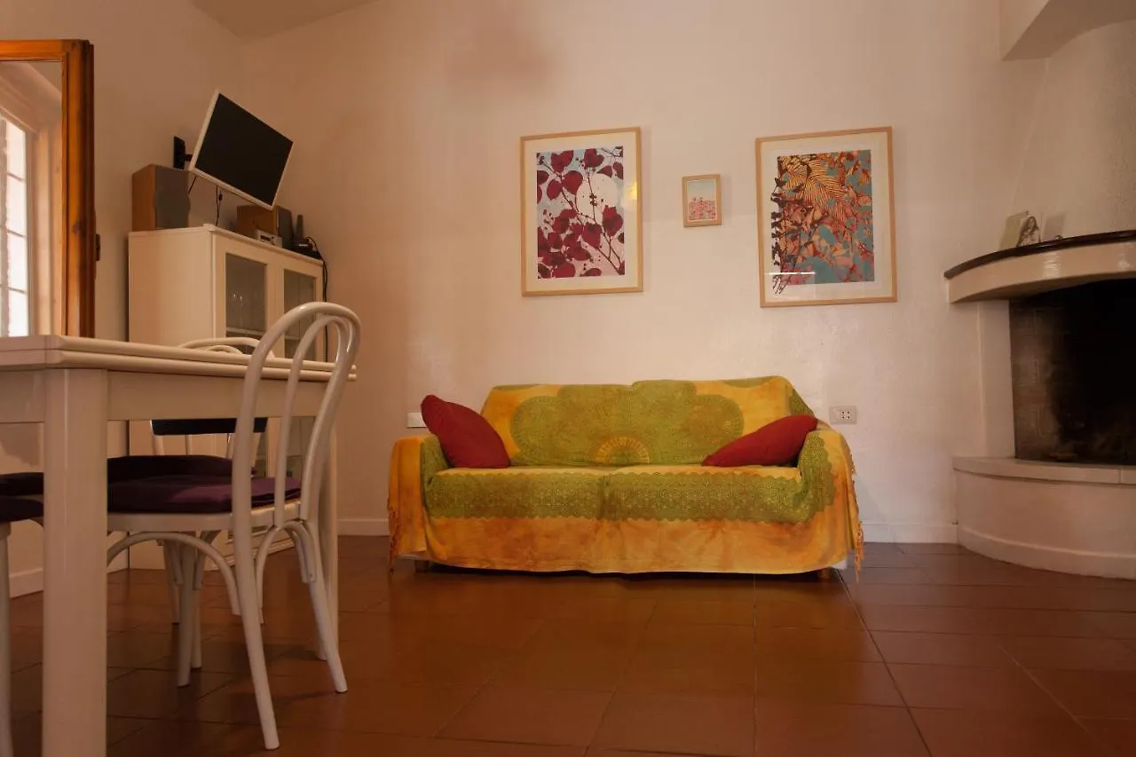 קאלאסטה Villa Paolina, Private Pool, Large Shady Patio, Bbq 0*,  איטליה